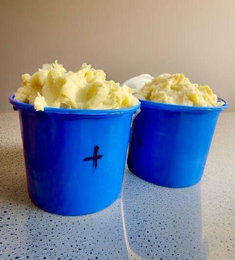 Shea butter bucket (blue paint container)